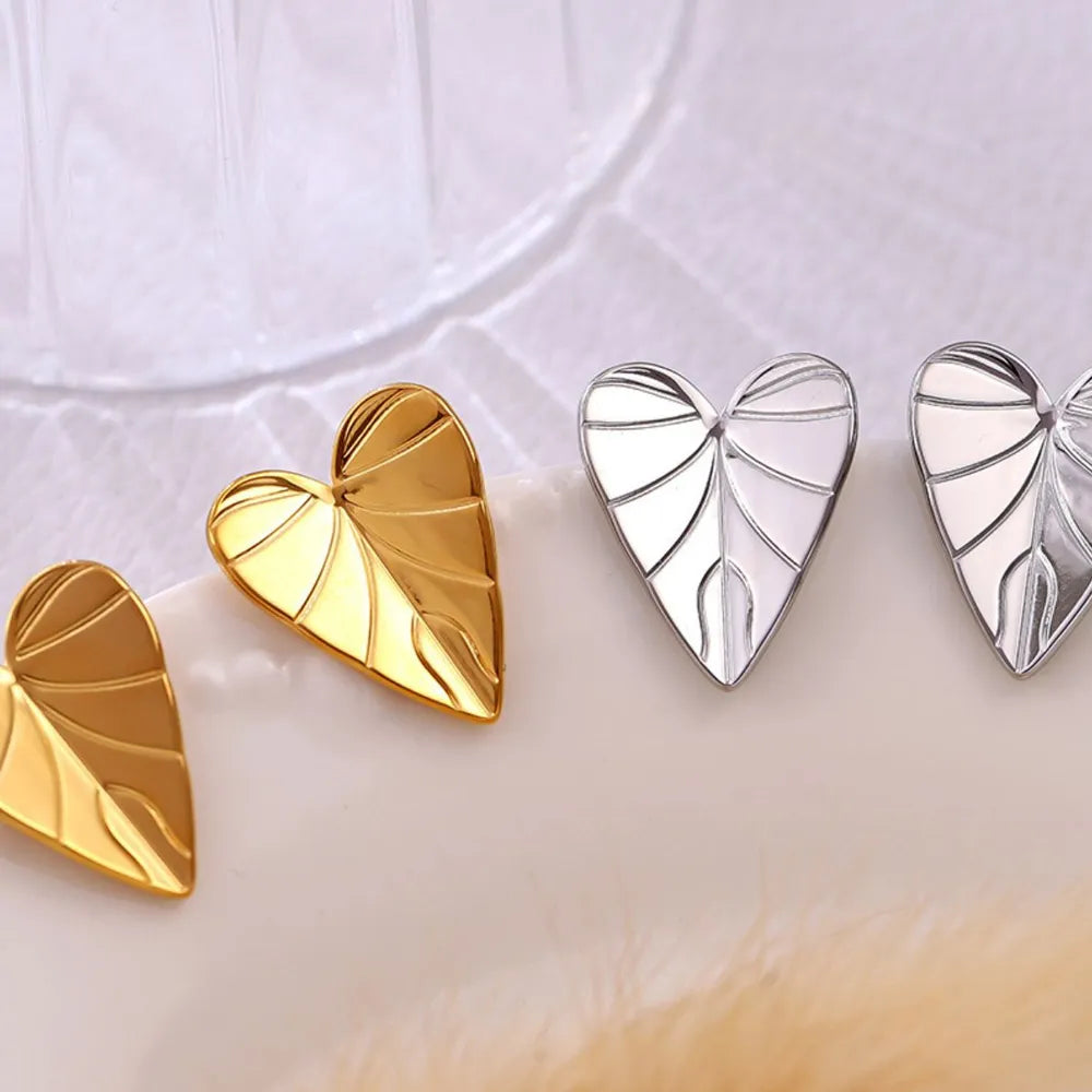 Love leaf pattern earrings stainless steel PVD electroplated minimalist earrings