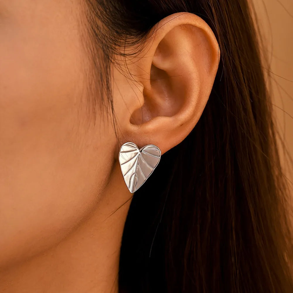 Love leaf pattern earrings stainless steel PVD electroplated minimalist earrings